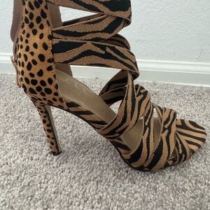 Nicole Miller New York Animal Print Strappy Heels | Size 7